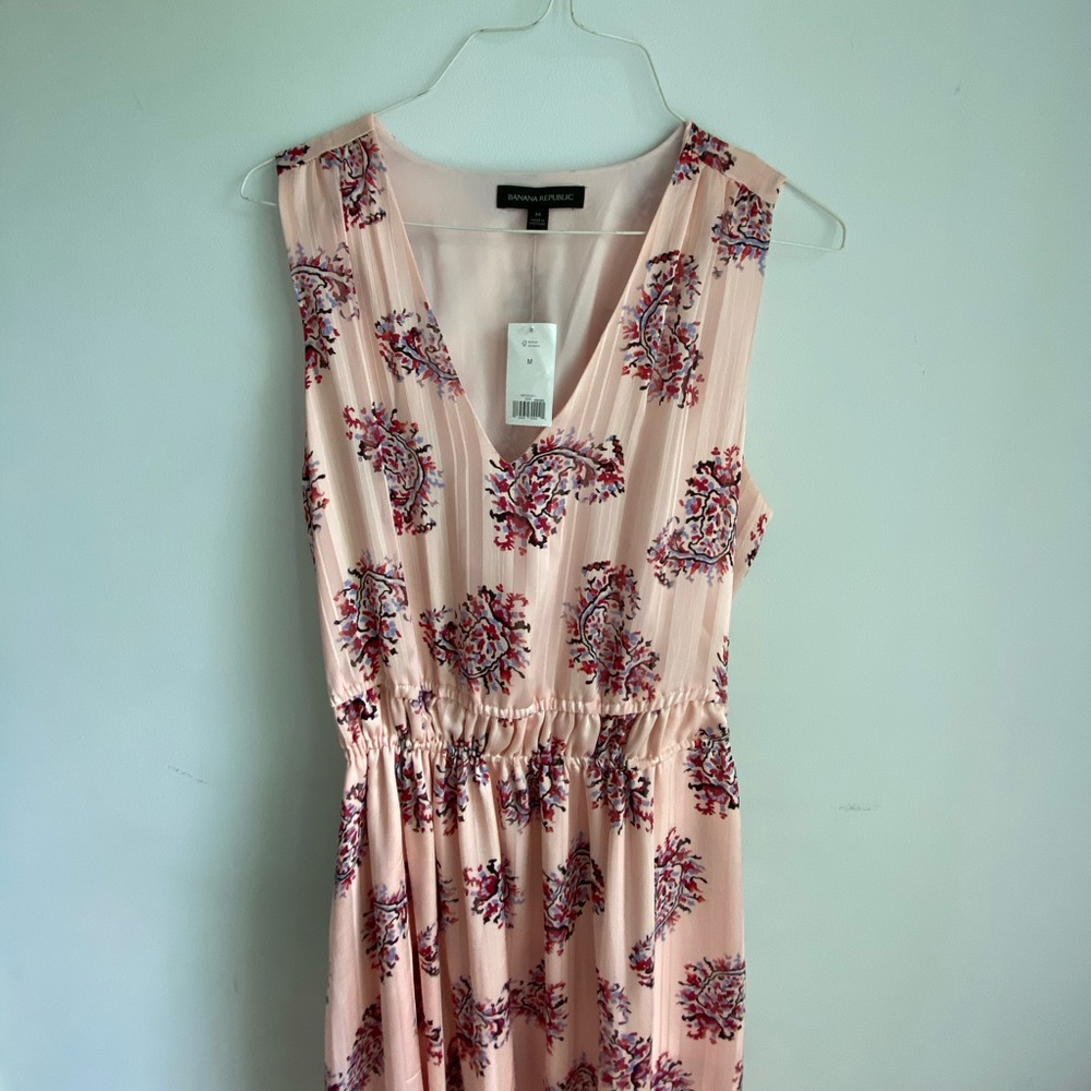 New with tags Banana Republic Maxi Dress
